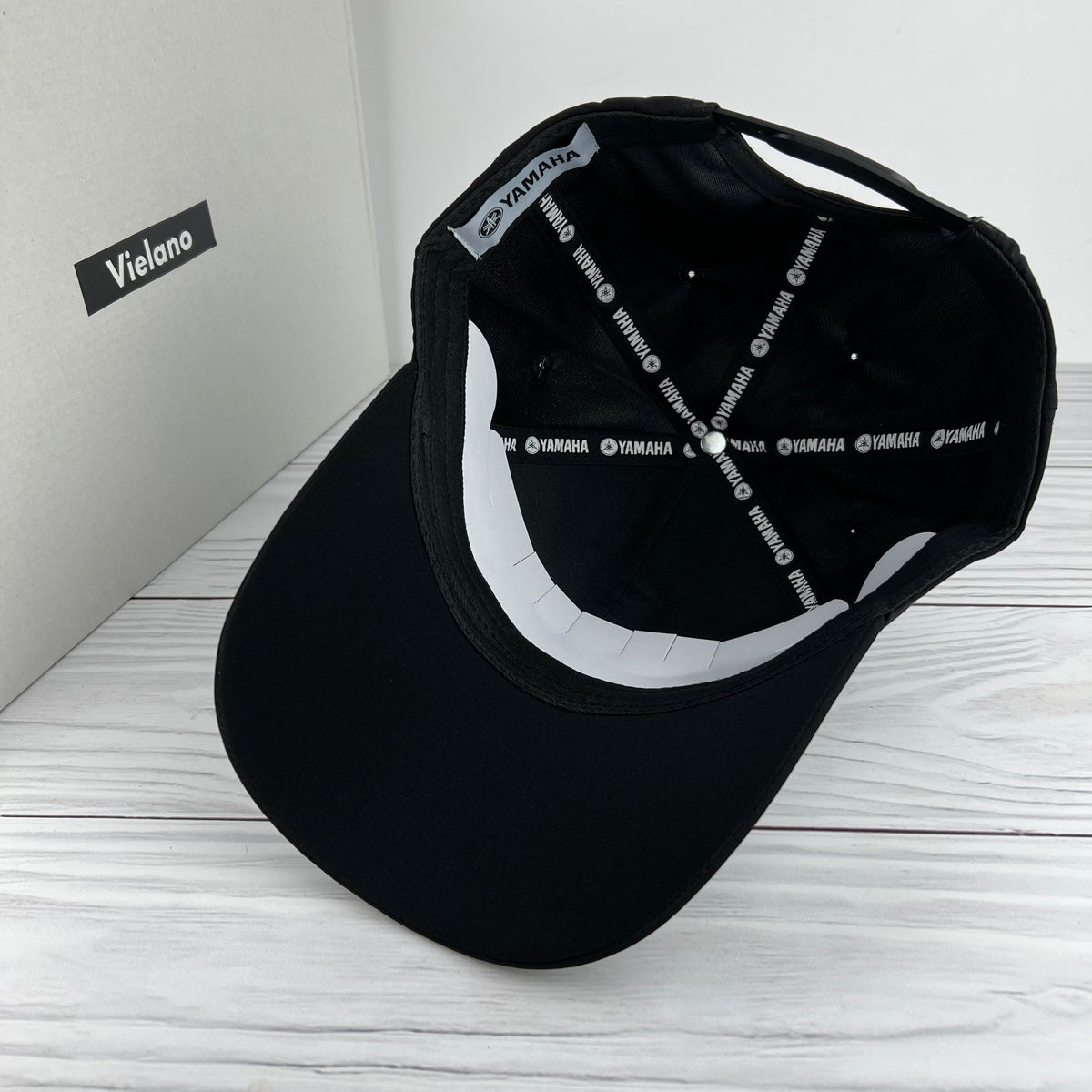 CASQUETTE YAMAHA M1 SUPER QUALITÉ VN-681