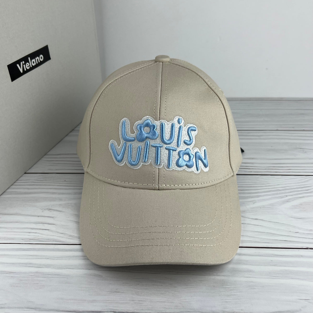 CASQUETTE LV QUALITÉ PREMIUM VN-703