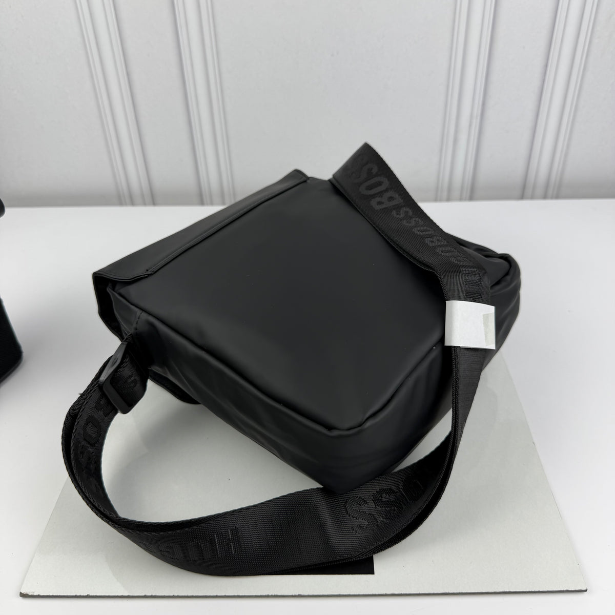 SACOCHE HUGO BOSS QUALITÉ PREMIUM VN-618