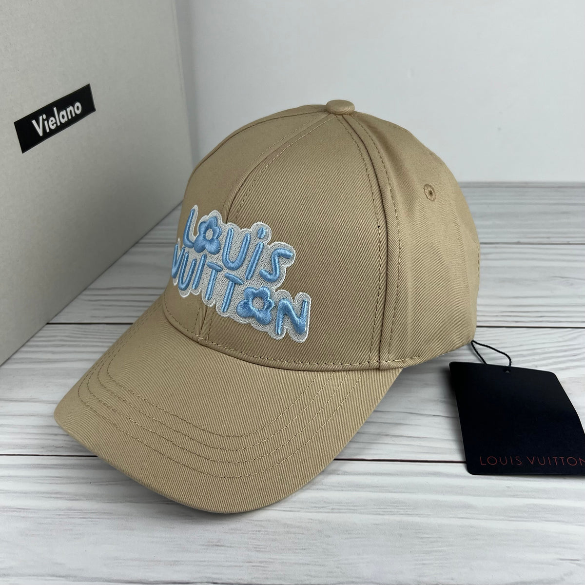 CASQUETTE LV QUALITÉ PREMIUM VN-705