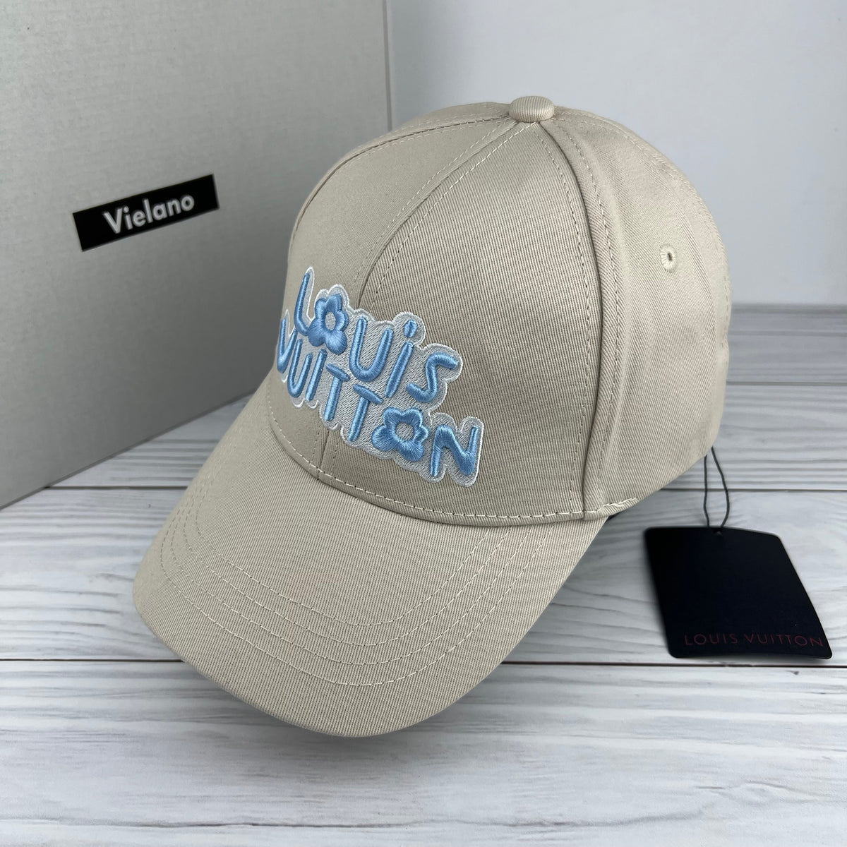 CASQUETTE LV QUALITÉ PREMIUM VN-703