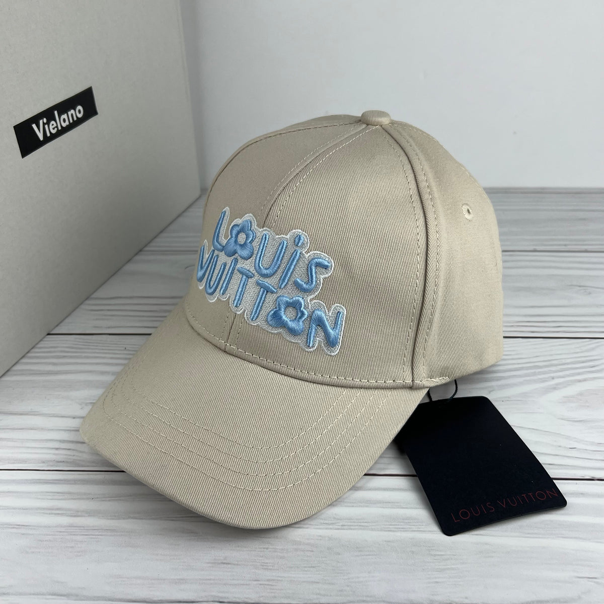 CASQUETTE LV QUALITÉ PREMIUM VN-703