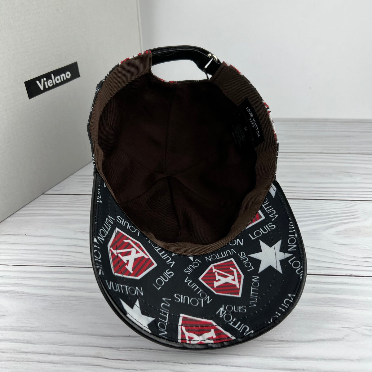 CASQUETTE LV QUALITÉ PREMIUM VN-701
