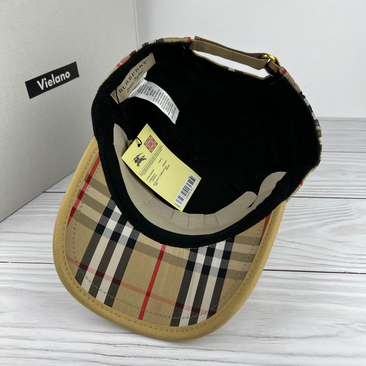 CASQUETTE BURBERRY CLASSIC SUPER QUALITÉ VN-698
