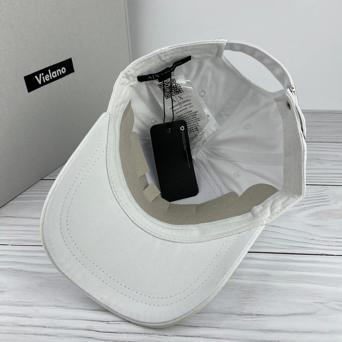 CASQUETTE ARMANI AX SUPER QUALITÉ VN-726