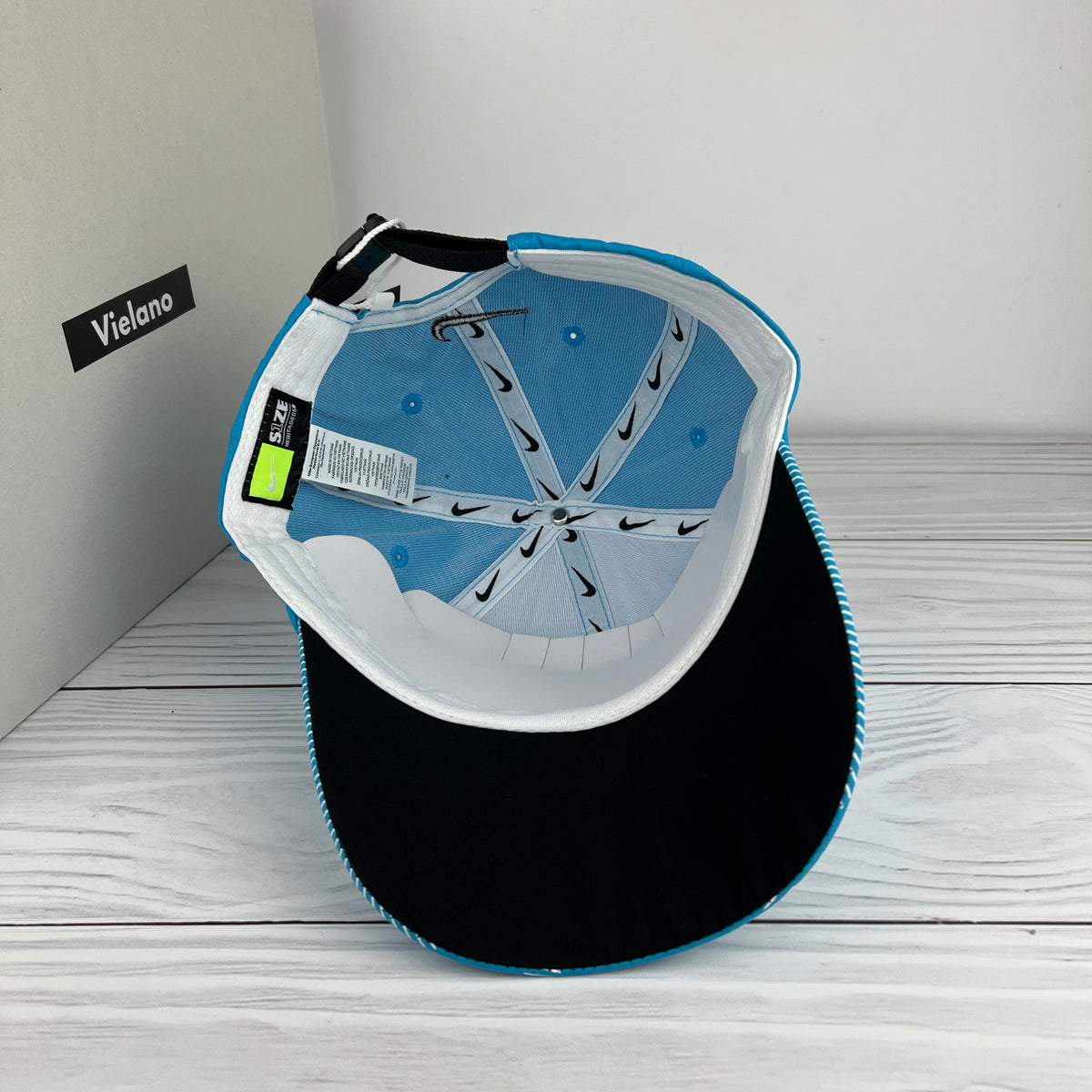CASQUETTE NIKE TN AIR QUALITÉ PREMIUM VN-671