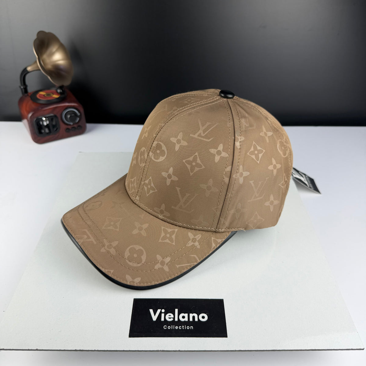 CASQUETTE LV SUPER QUALITÉ VN-504