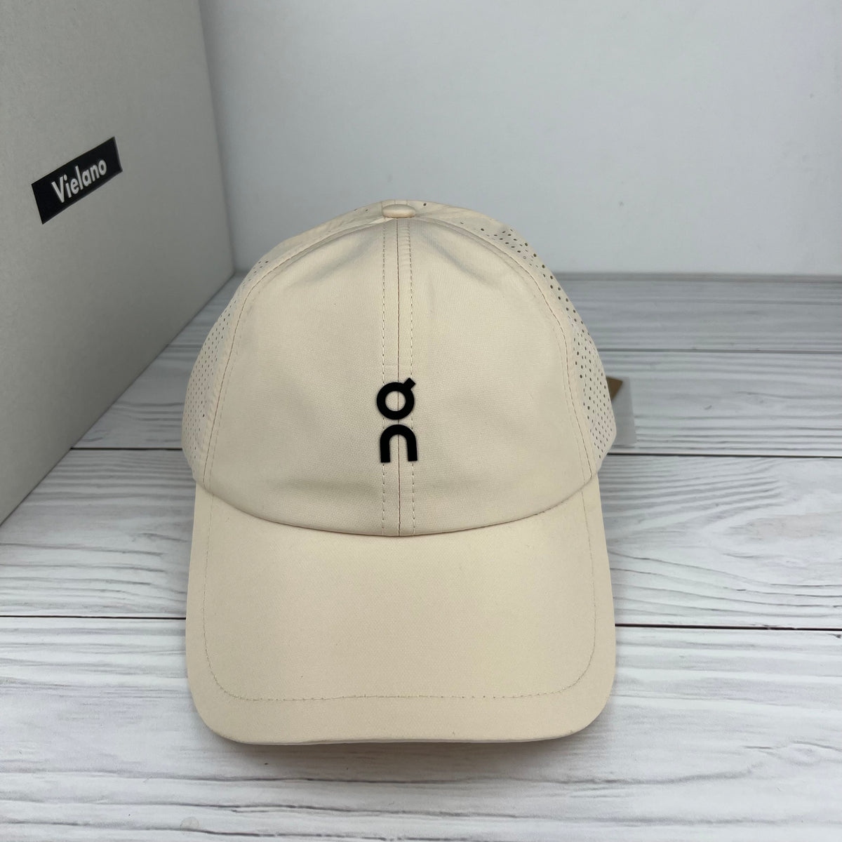 CASQUETTE ON CLOUD QUALITÉ PREMIUM VN-764