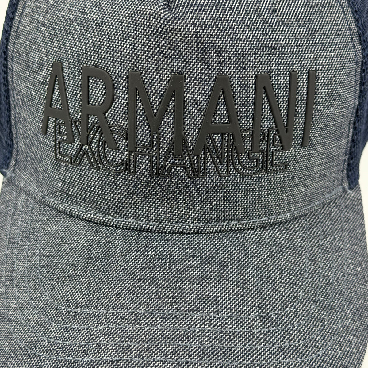 CASQUETTE ARMANI SUPER QUALITÉ VN-595
