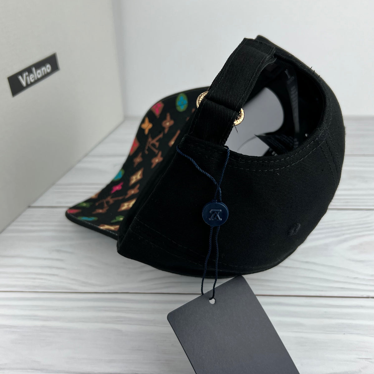 CASQUETTE LV QUALITÉ PREMIUM VN-707