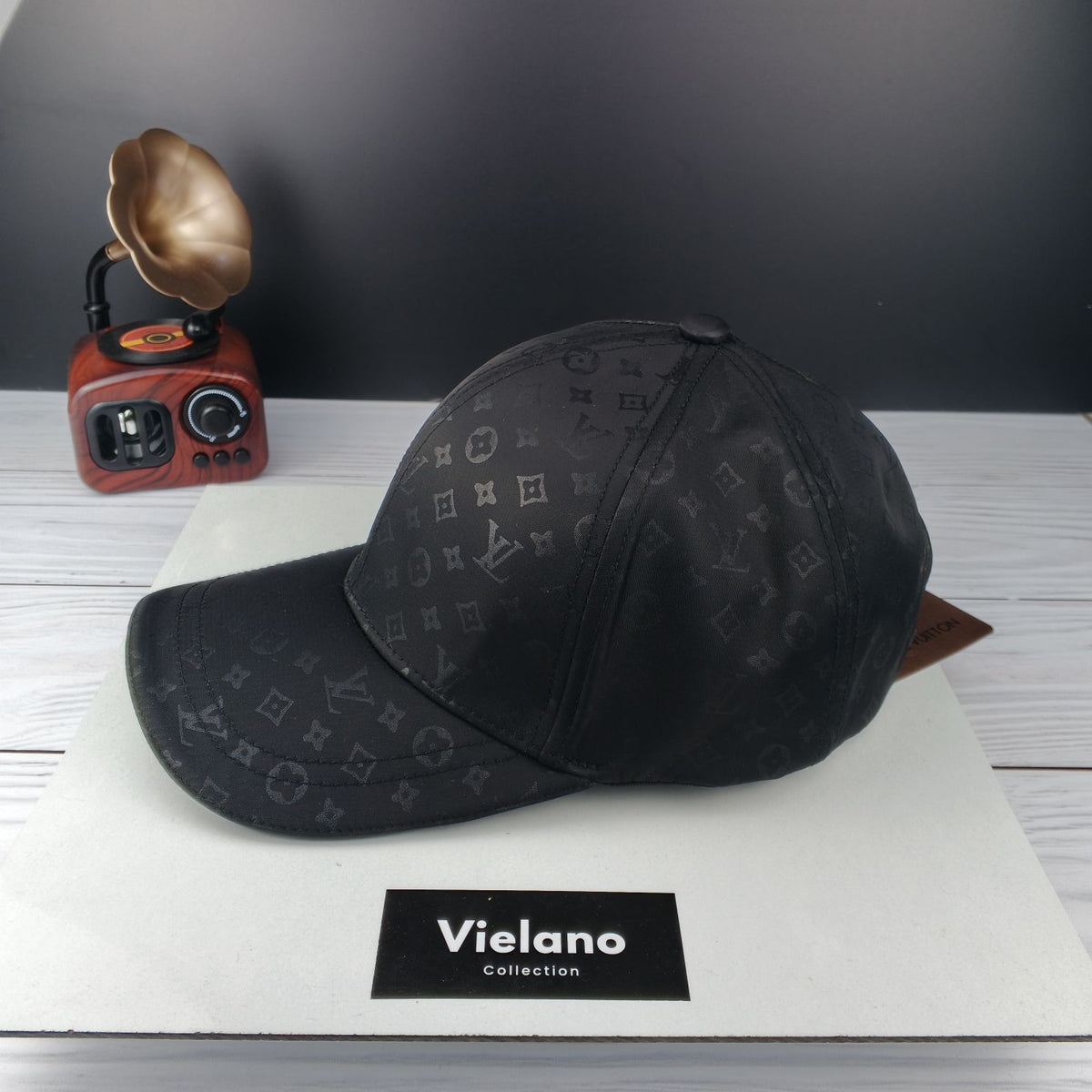 CASQUETTE LV SUPER QUALITÉ VN-165