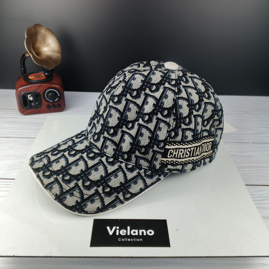 CASQUETTE DIOR QUALITÉ PREMIUM VN-151